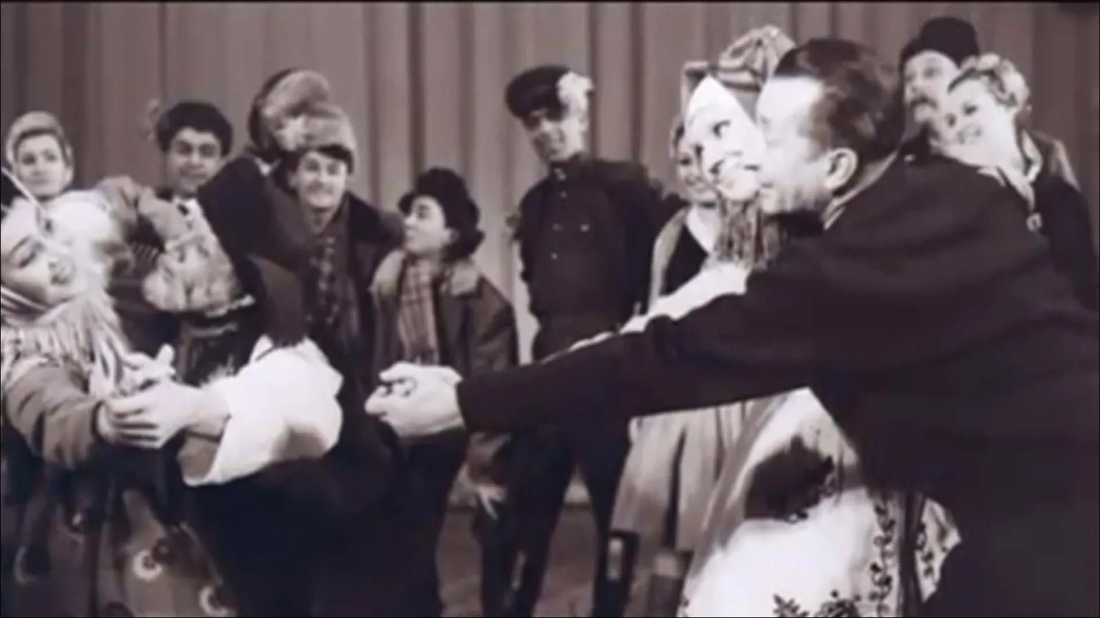 Ukrainian Dance World - Pavlo Virsky